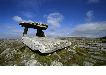 Nyaraló Burren Seaside By Trident Homes